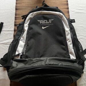 Nike Trout Vapor Baseball Backpack |Blk & Wht | Ventilated Cleat and Bat Storage